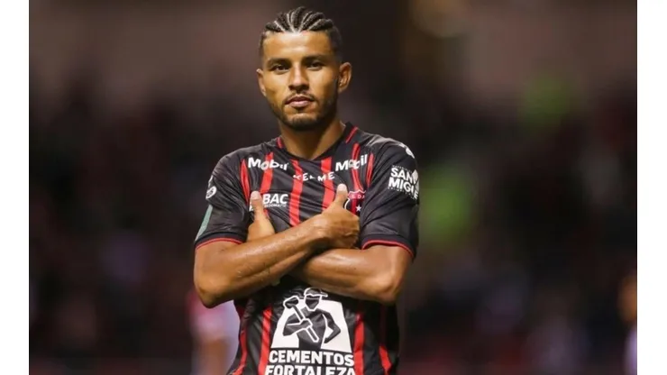 Johan Venegas habló de destabilización a Alajuelense