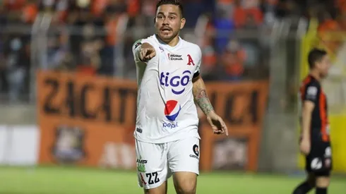 Fito Zelaya no tiene un gran torneo con Alianza