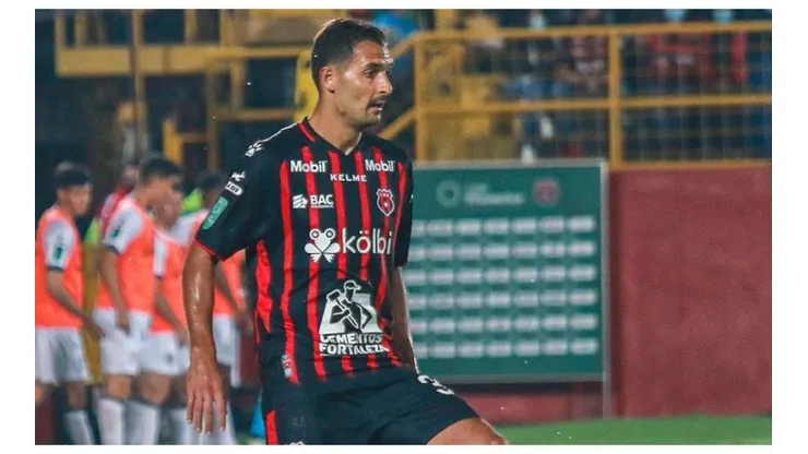 Celso Borges espera el alta médica para poder jugar ante Saprissa este miércoles (LDA Oficial)