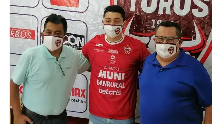 Darwin Lom vuelve al futbol de Guatemala