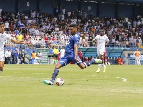 Marcel Hernández de nuevo lidera a tabla de goleo en Costa Rica