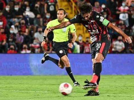 Bryan Ruiz vuelve a marcar un doblete casi 18 años después