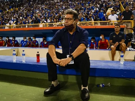 Hugo Pérez confirmó conversaciones con naturalizados para La Selecta