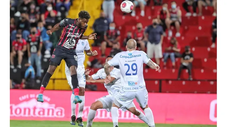 Freddy Góndola es considerado el mejor extranjero de la liga