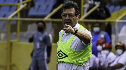 Oficial: Hugo Pérez anunció convocatoria para enfrentar Guatemala