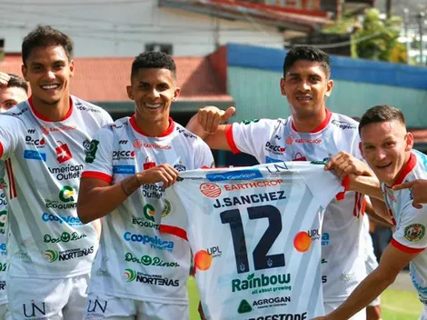 El futbolista costarricense que tramitó papeles para jugar con El Salvador