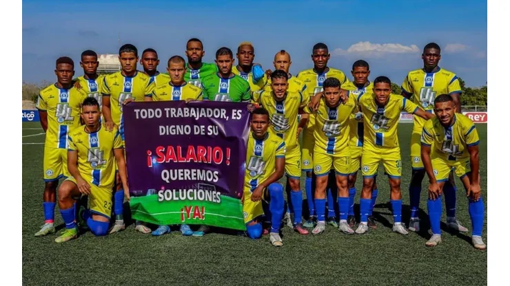 Jugadores de Universitario exigen sus respectivos salarios