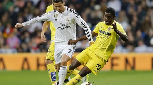 Joel Campbell en su paso por el Villarreal de España, enfrentado al Real Madrid (Getty)