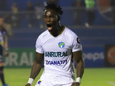 Rubilio Castillo anota en el triunfo de Comunicaciones [VIDEO]