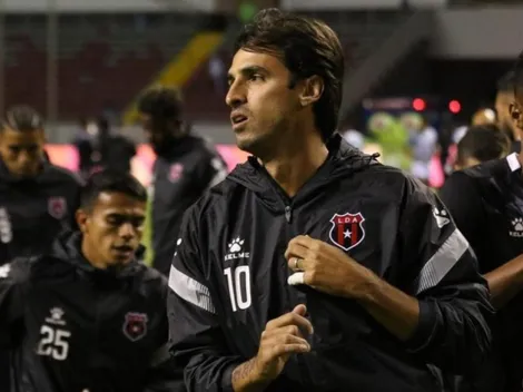 Bryan Ruiz pidió respaldar a Albert Rudé en Alajuelense