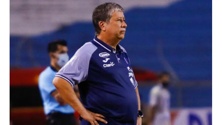Bolillo Gómez: “Hemos tocado fondo”