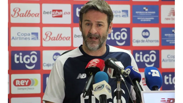 Thomas Christiansen pide que se juegue con respeto hacia Honduras.