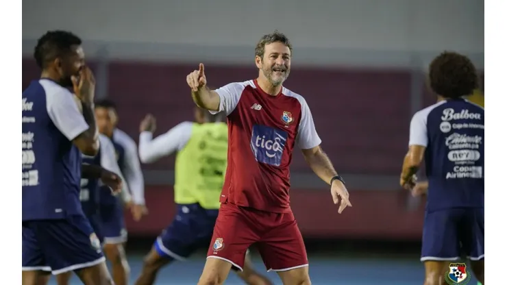 Thomas Christiansen: "Nos vemos pronto, y recuerda que entre todos, volvemos a otro Mundial".