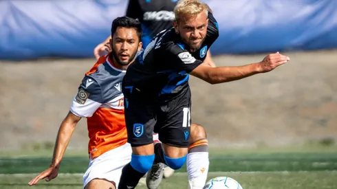 Nació en Costa Rica y jugó en la selección de Canadá