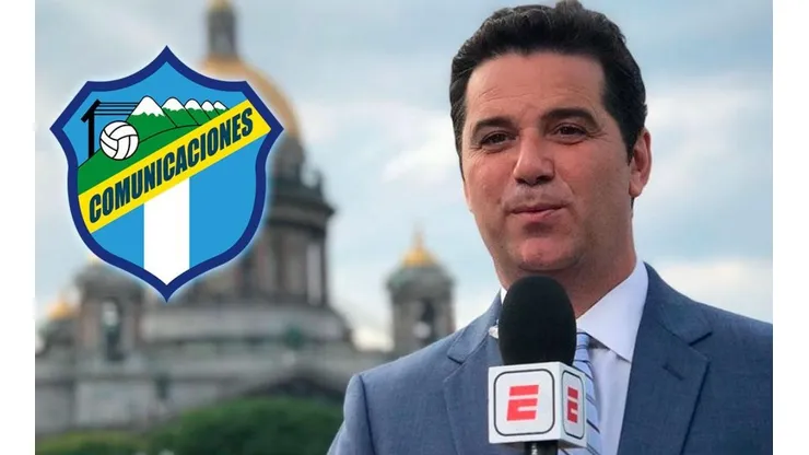 Andrés Agulla llena de flores a Comunicaciones