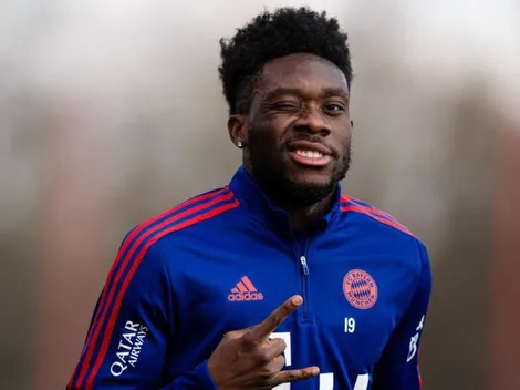 Alphonso Davies regresó a los entrenamientos con Bayern de Múnich