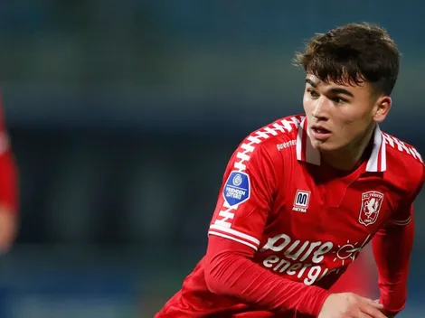 Manfred Ugalde anotó con la reserva del Twente tras estar rezagado en el primer equipo