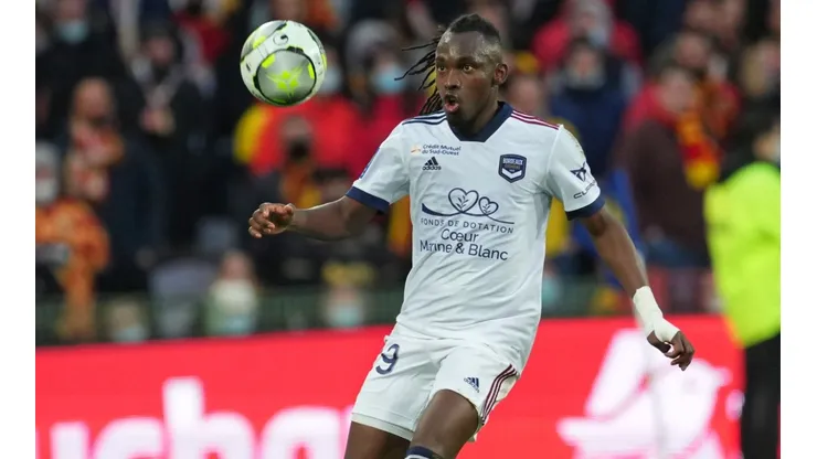 Agente de Alberth Elis confirma negociaciones con otros clubes