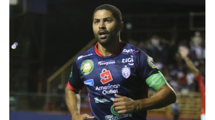Álvaro Saborío regresa a 163 goles en su historia en primera división de Costa Rica (ADSC Oficial)