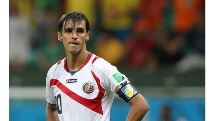 Bryan Ruiz intentó convencer a Manfred Ugalde de regresar a la Tricolor