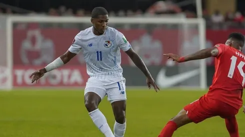 Armando Cooper sufre una lesión de ligamentos.