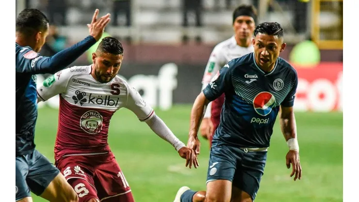 Emilio Izaguirre jugó la final de Liga Concacaf entre Saprissa y Motagua en 2019.