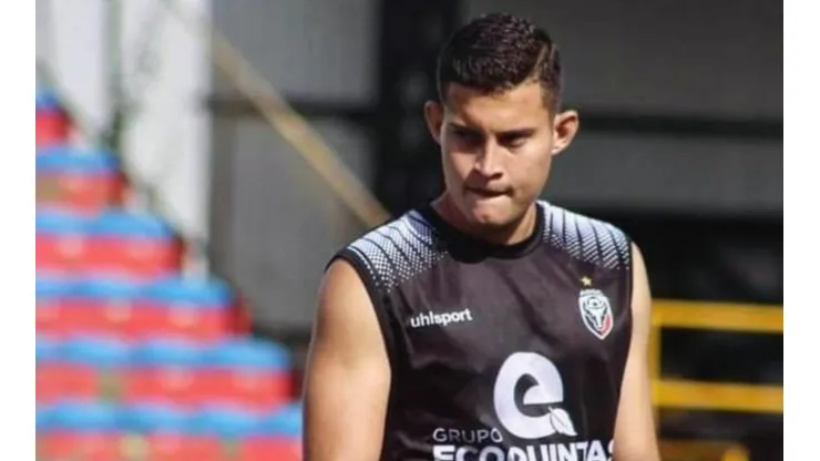 Juan Luis Pérez eligió a que selección representar