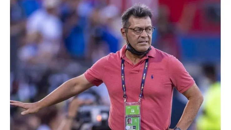 Hugo Pérez aseguró que siguen los conflictos en El Salvador
