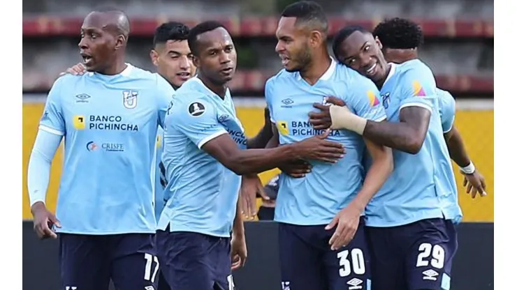 Universidad Católica vence y avanza a la Fase 3 de la Copa Libertadores.