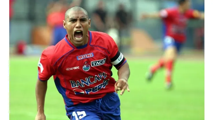 El Pin Plata destrozó a los jugadores de Municipal