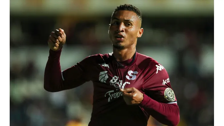 Jossimar Pemberton en el Saprissa