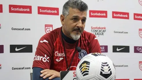 Motagua oficializa la salida de Diego Vásquez
