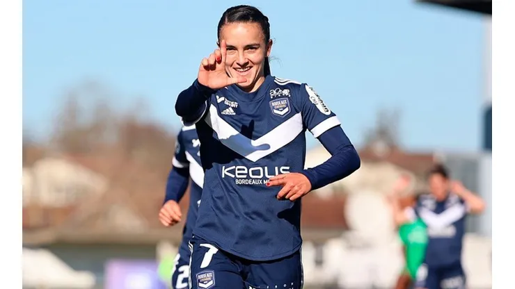 Melissa Herrera se lució con gol y asistencia en Francia.