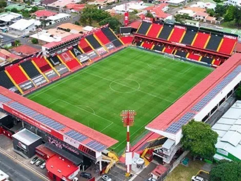 Con estadio remozado y sin "la doce", Alajuelense vuelve a su casa