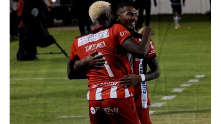 Panameños se enfrentan en jornada de la LigaPro de Ecuador.