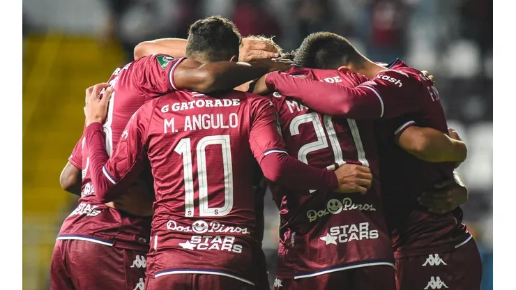 Saprissa busca un juvenil mediocampisat