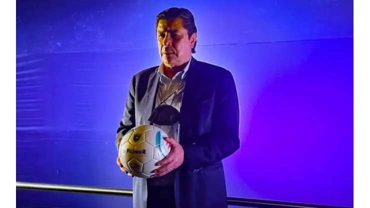 Fedefut presentó nuevo balón para las Selecciones Nacionales