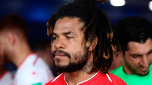 La trágica historia detrás de los inicios de Román Torres en el fútbol