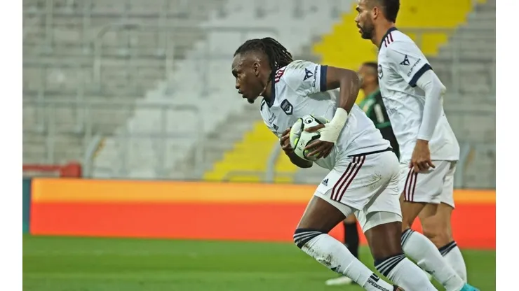 Malas noticias: ¡Alberth Elis está lesionado!