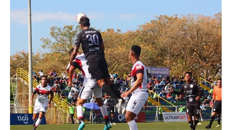 Sporting amarró un triunfo más contra otro grande del certamen, ahora están de primeros en la tabla (Sporting FC Oficial)
