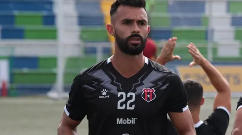 Giancarlo González considera que los equipos rivales "se matan" jugando contra La Liga porque desean estar ahí (LDA Oficial)