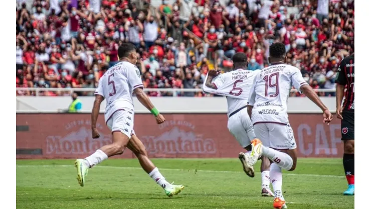 Saprissa celebró el gol del triunfo al cierre del encuentro (Saprissa Oficial)