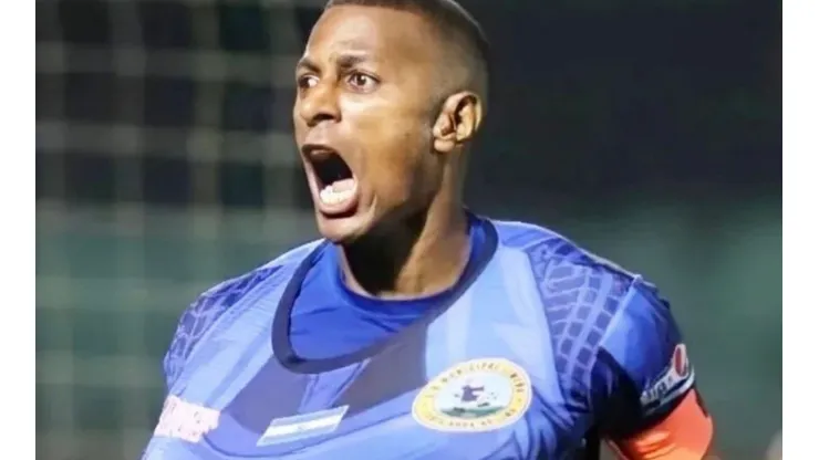 Nicolás Muñoz anota su gol número 301.