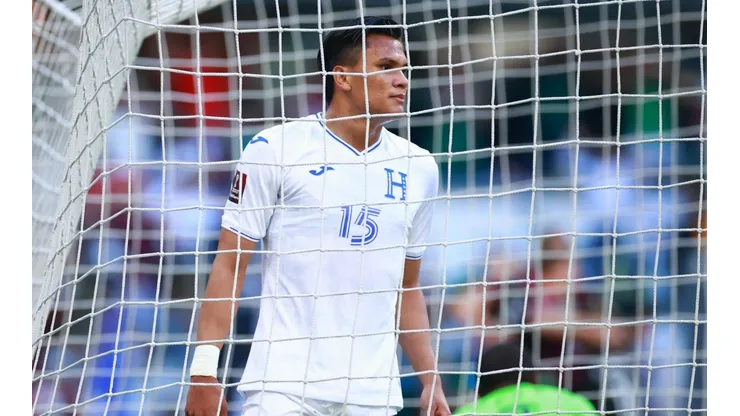 Denil Maldonado tiene club por seis meses