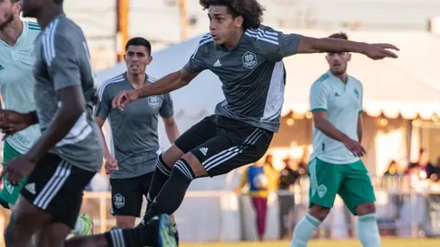 Adalberto Carrasquilla marca un golazo en pretemporada.