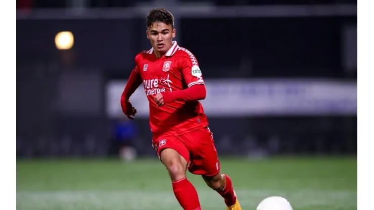 El futuro de Manfred Ugalde dependerá del Manchester City