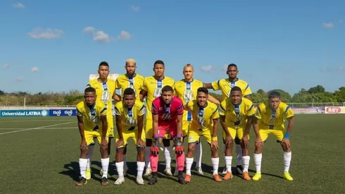 La U prepara dos fichajes de selección.