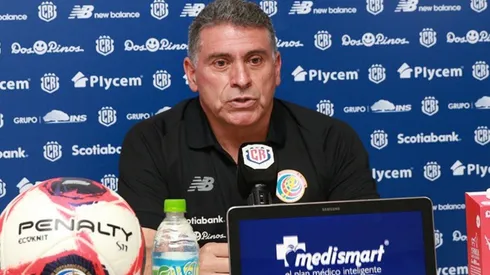 Luis Fernando Suárez aclara por qué no convoco a Bryan Ruiz