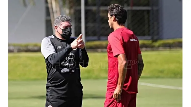 Bryan Ruiz y Luis Fernando Suárez:¿Donnarumma es el mejor arquero del momento?