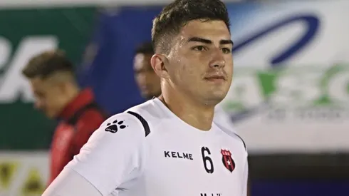 Fernán Faerron tras dejar Alajuelense ya tiene nuevo club
